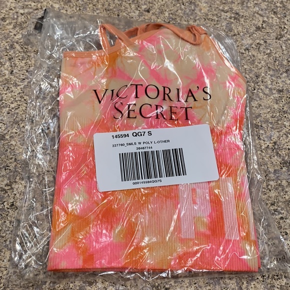 PINK Seamless Lightly Lined Sports Crop - Picture 6 of 6